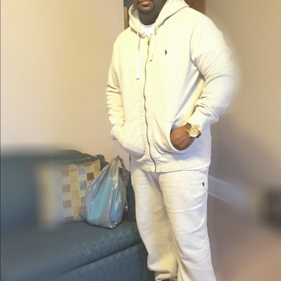 Meet your Posher, Kareem Bias - Picture 3 of 3